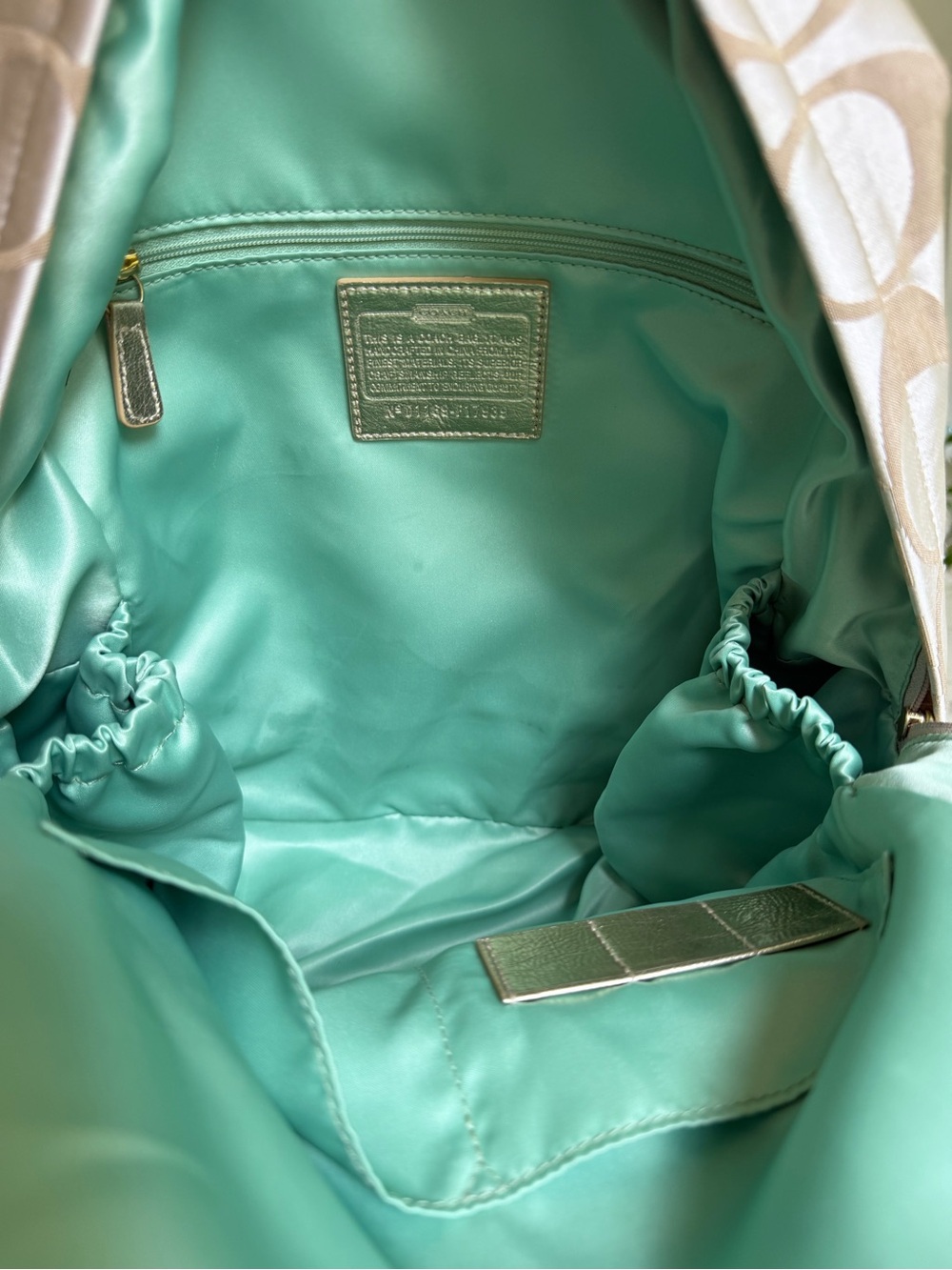 Coach Poppy Signature Graffiti Appliqué Backpack & Wallet Set Khaki Gold Multi - Picture 9 of 16